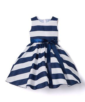 صور فستان طفلة رائع منفوش ومخطط أزرق في أبيض - صور فستان طفلة رائع منفوش ومخطط أزرق في أبيض